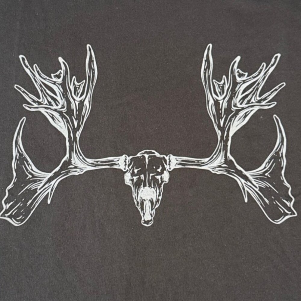 Mystery Ranch Extinct: Cervalces Scotti t-shirt Large discontinued NWT Bozeman